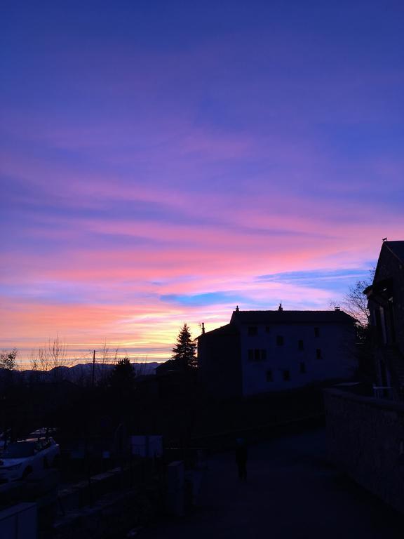 Gite Les Cariolettes Font-Romeu-Odeillo-Via Exterior foto