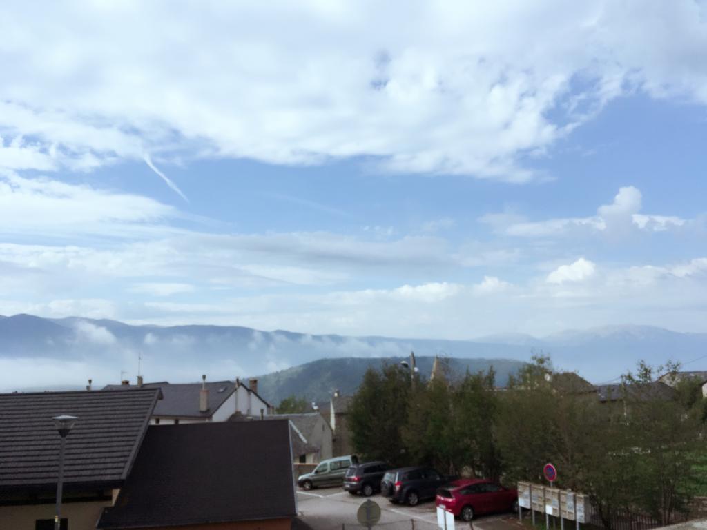 Gite Les Cariolettes Font-Romeu-Odeillo-Via Exterior foto