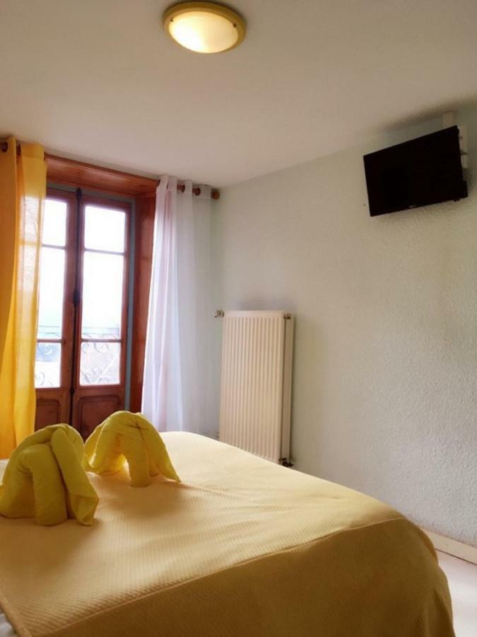 Gite Les Cariolettes Font-Romeu-Odeillo-Via Exterior foto