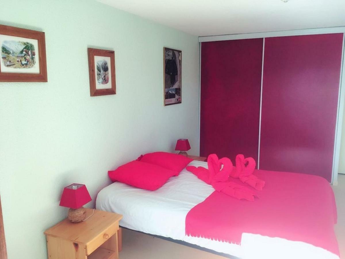 Gite Les Cariolettes Font-Romeu-Odeillo-Via Exterior foto